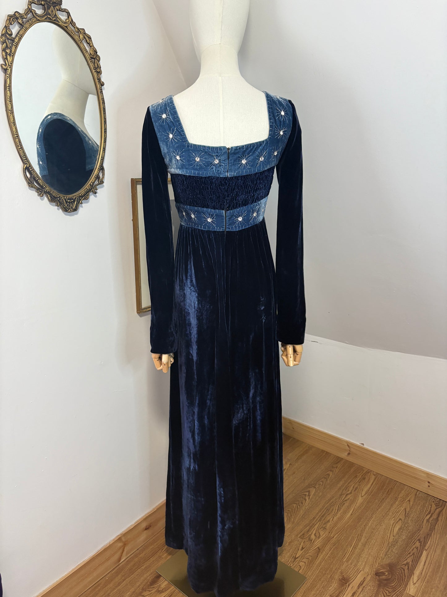 1990’s ‘Idol’ Medieval Revival Dress