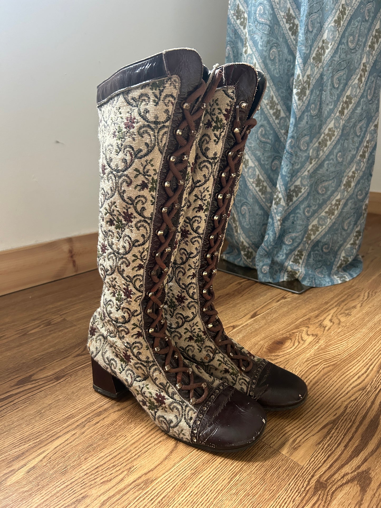 1960s Tapestry Lace-up Boots