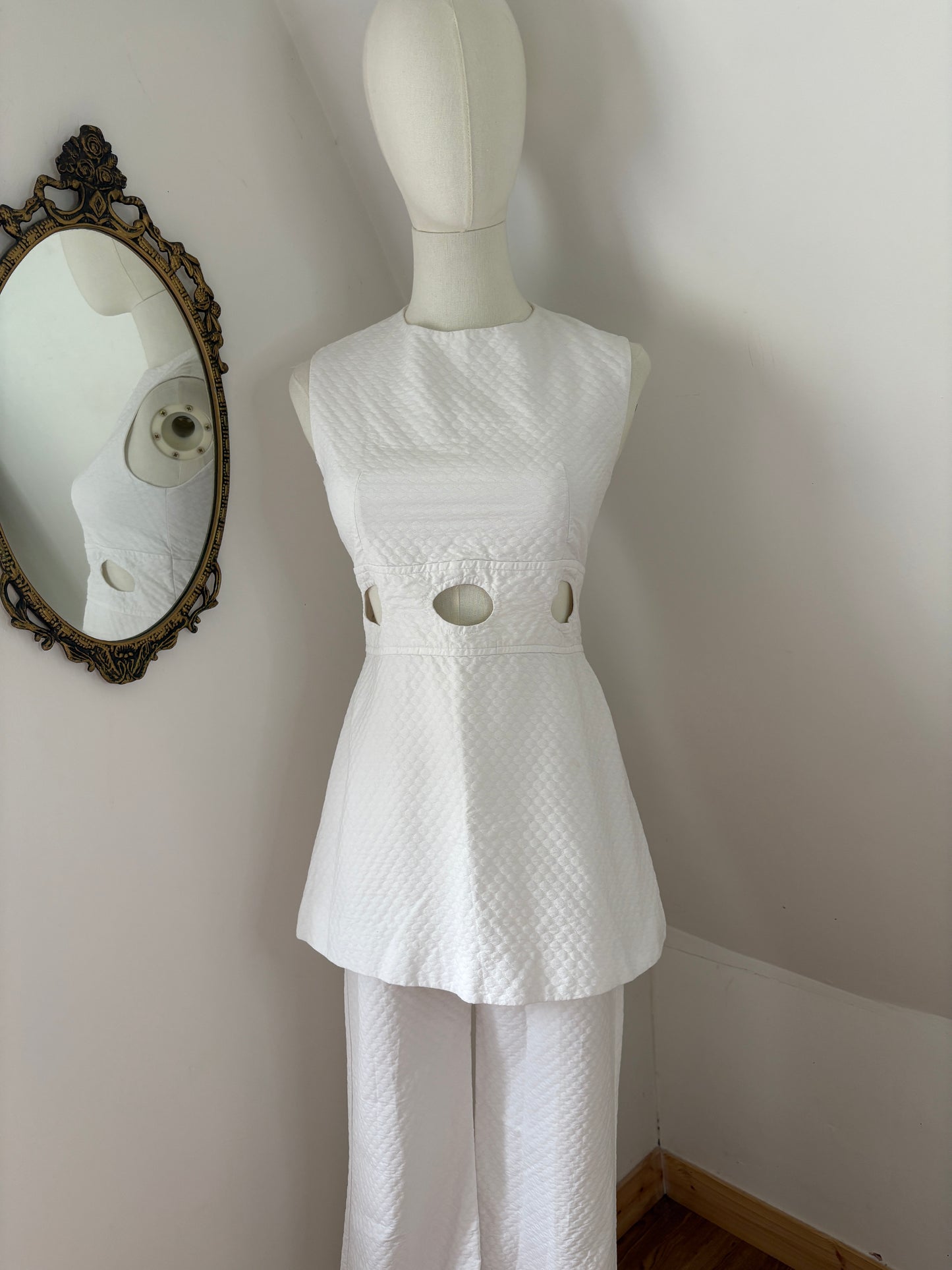1960s Space-Age Tunic Suit
