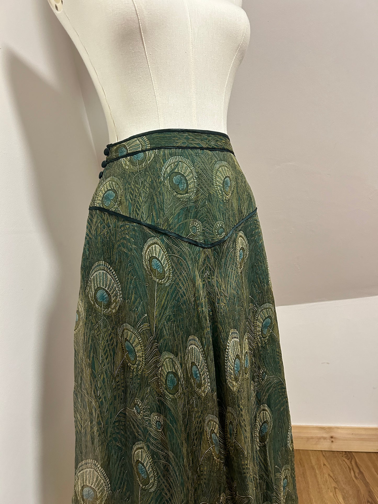 1970s ‘Anna Belinda’ Silk Peacock Skirt