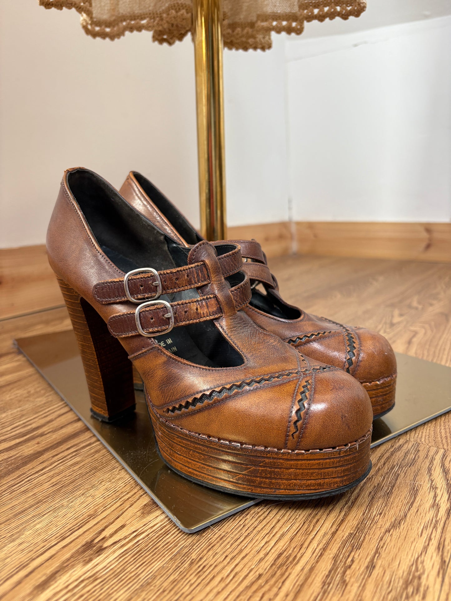 1970s Leather Platform Dolly Shoes