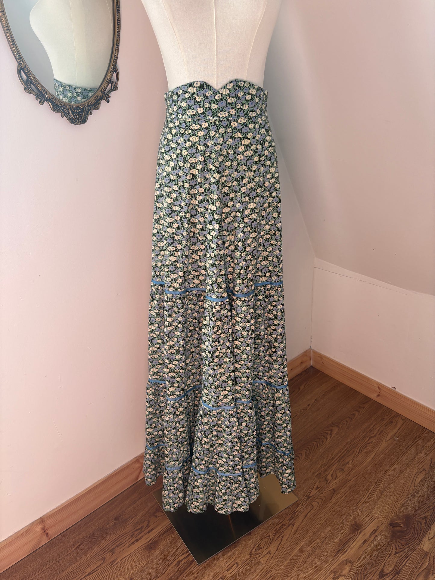 1970s ‘Fine Feathers’ Liberty Print Two Piece Set