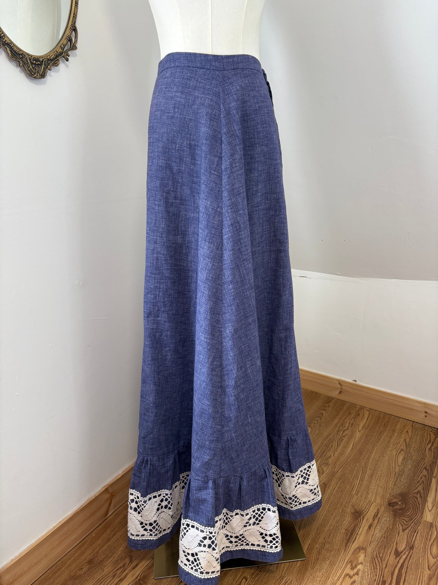 1970s Denim Skirt With Lace