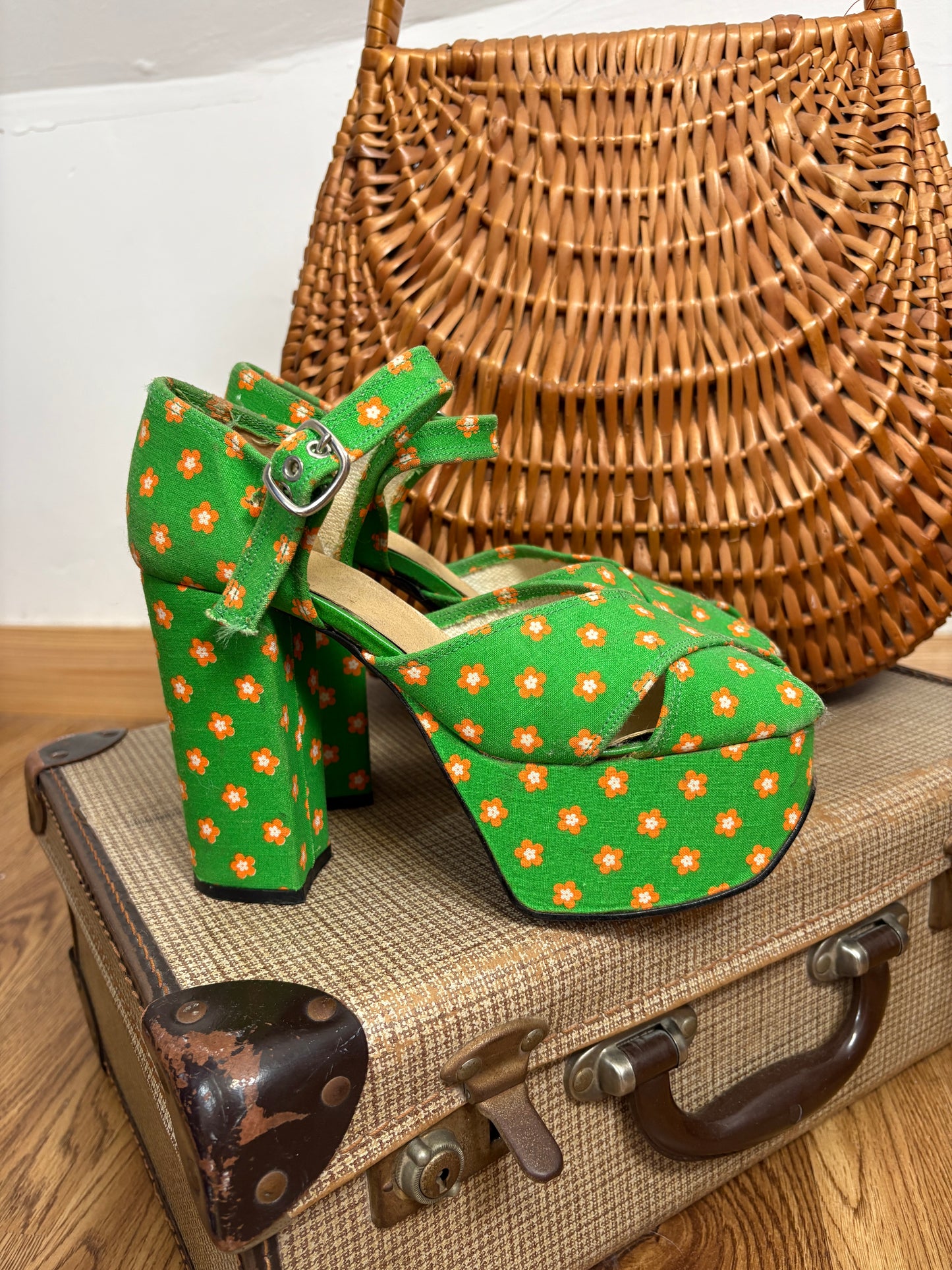 1970s Floral Platforms