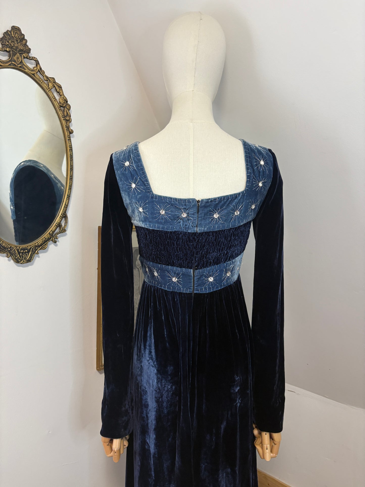 1990’s ‘Idol’ Medieval Revival Dress