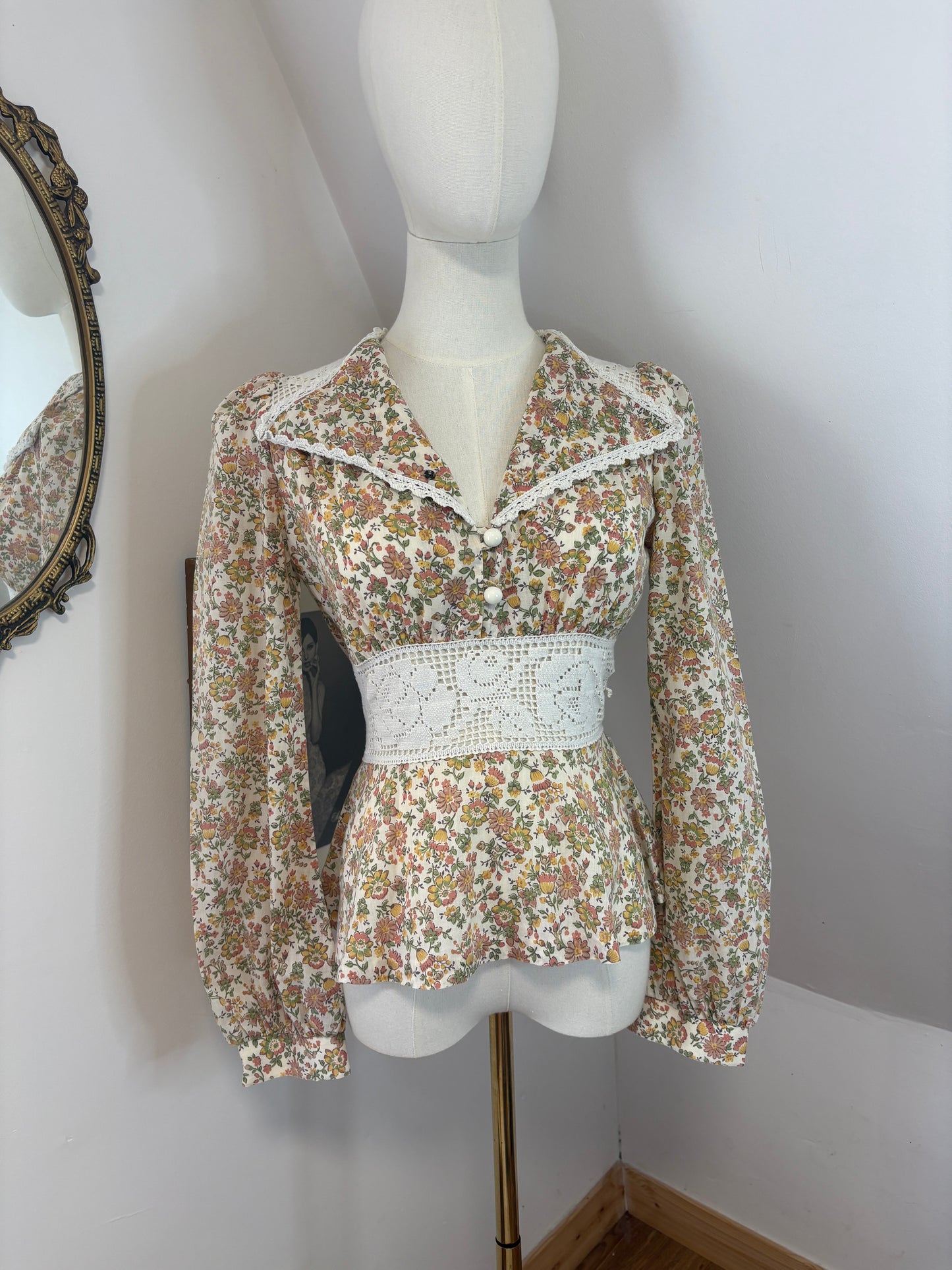 1970’s Dagger Collar Shirt
