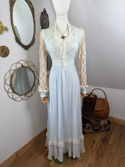 1970s Pale Blue Gunne Sax Dress