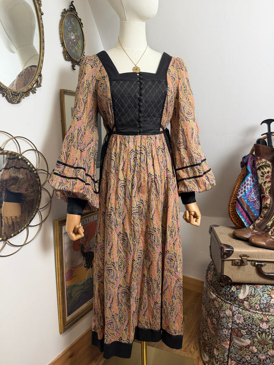 1970s ‘Fine Feathers’ Liberty Paisley Dress