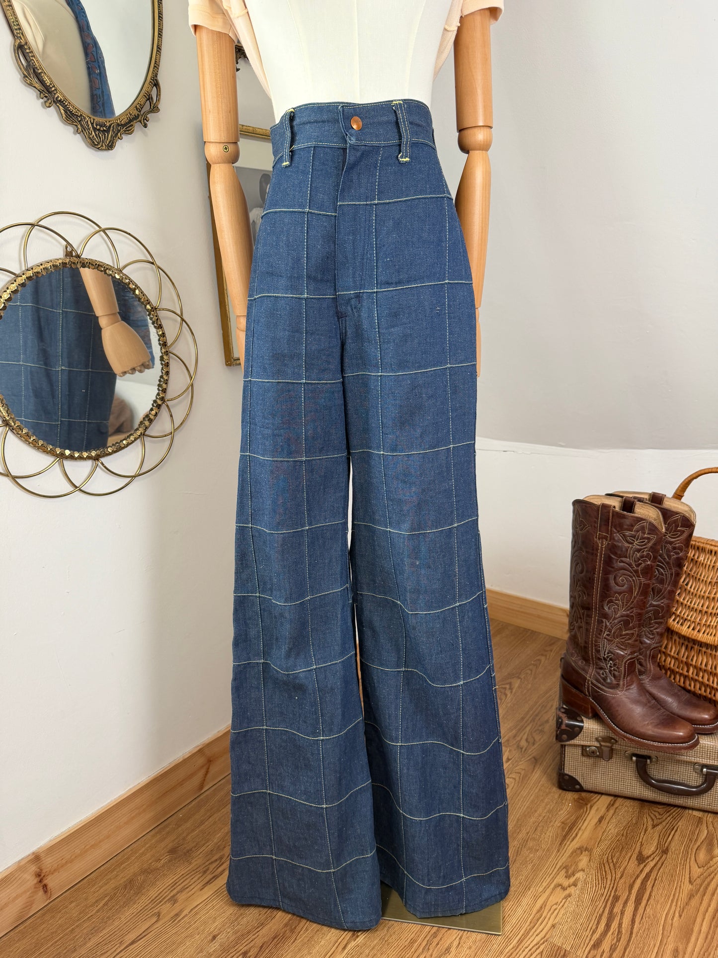 1970s Windowpane Wrangler Bellbottoms