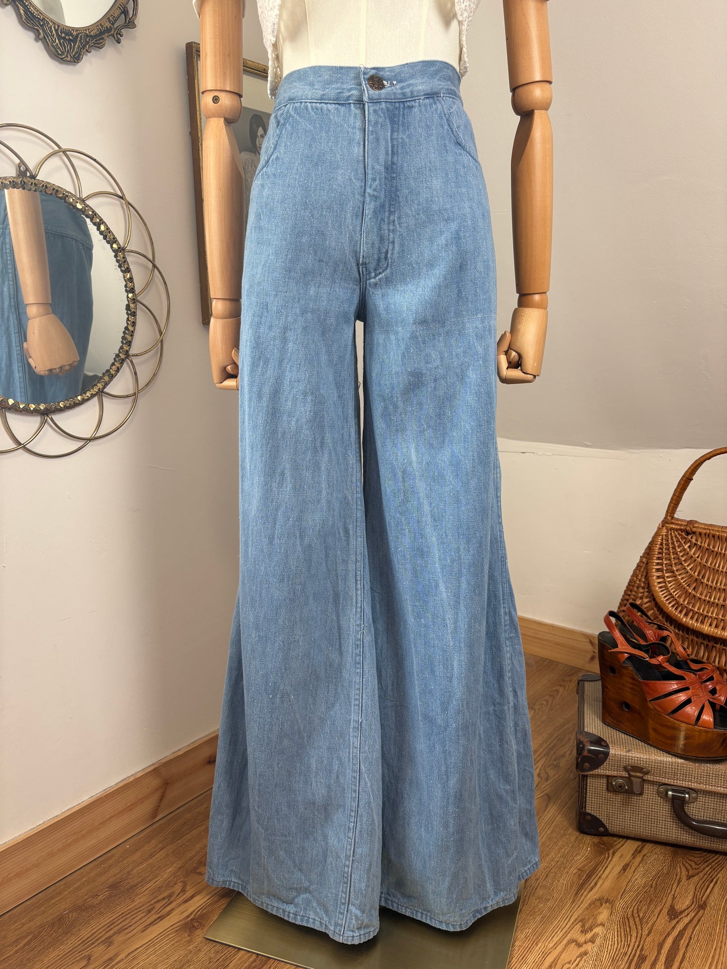 1970s Light Wash Denim Flares