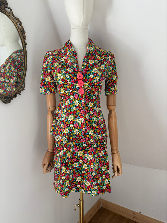 1970s Floral Skirt Suit