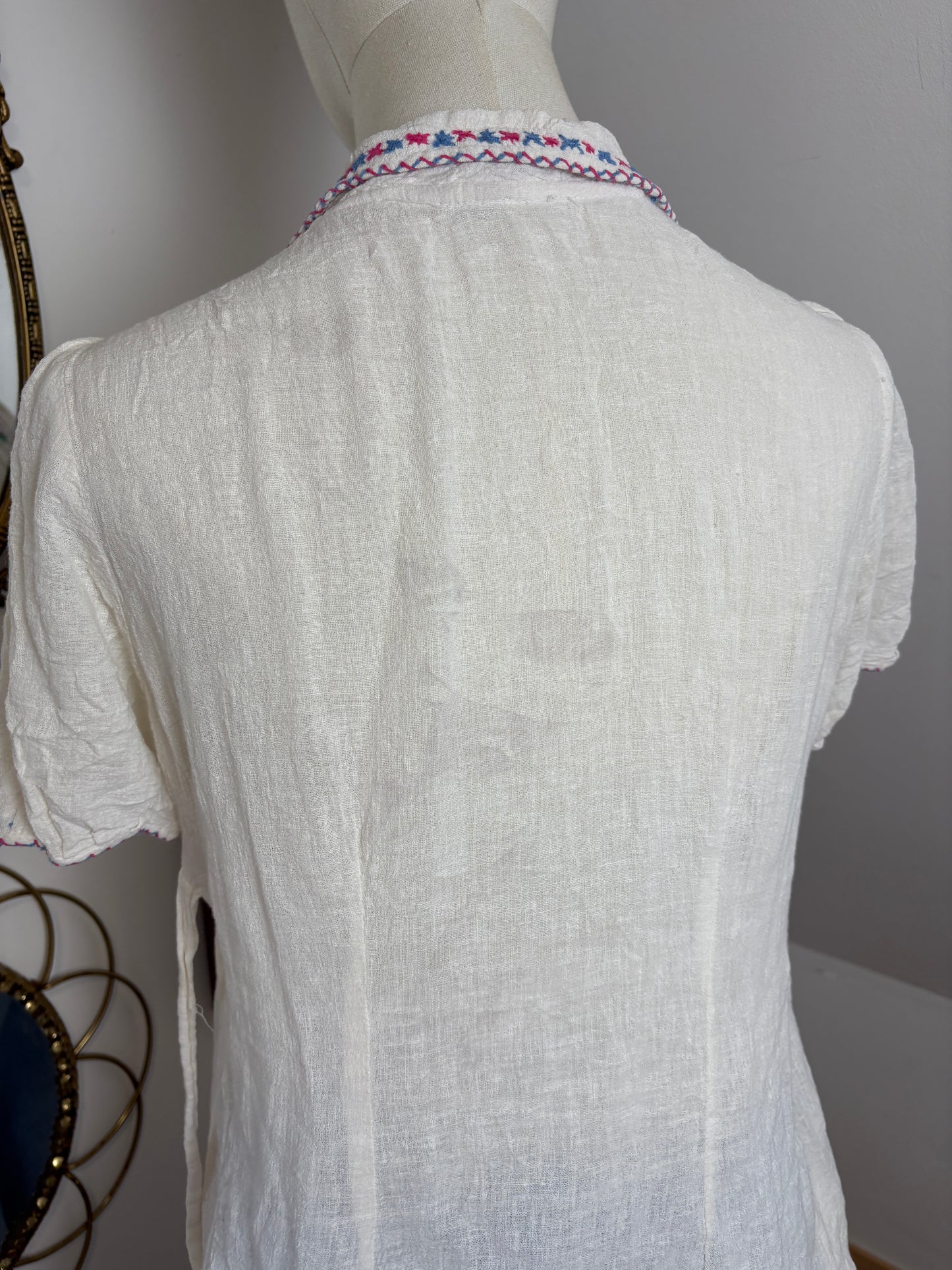 1970s Floral Embroidered Shirt