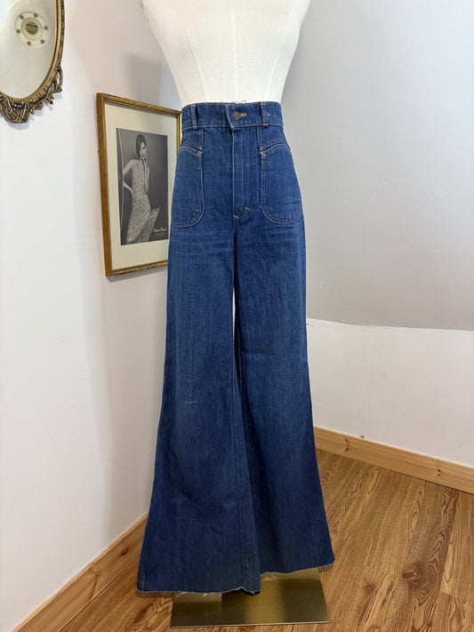 1970’s High Waist Bellbottoms
