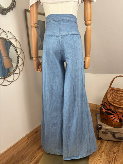1970s Light Wash Denim Flares