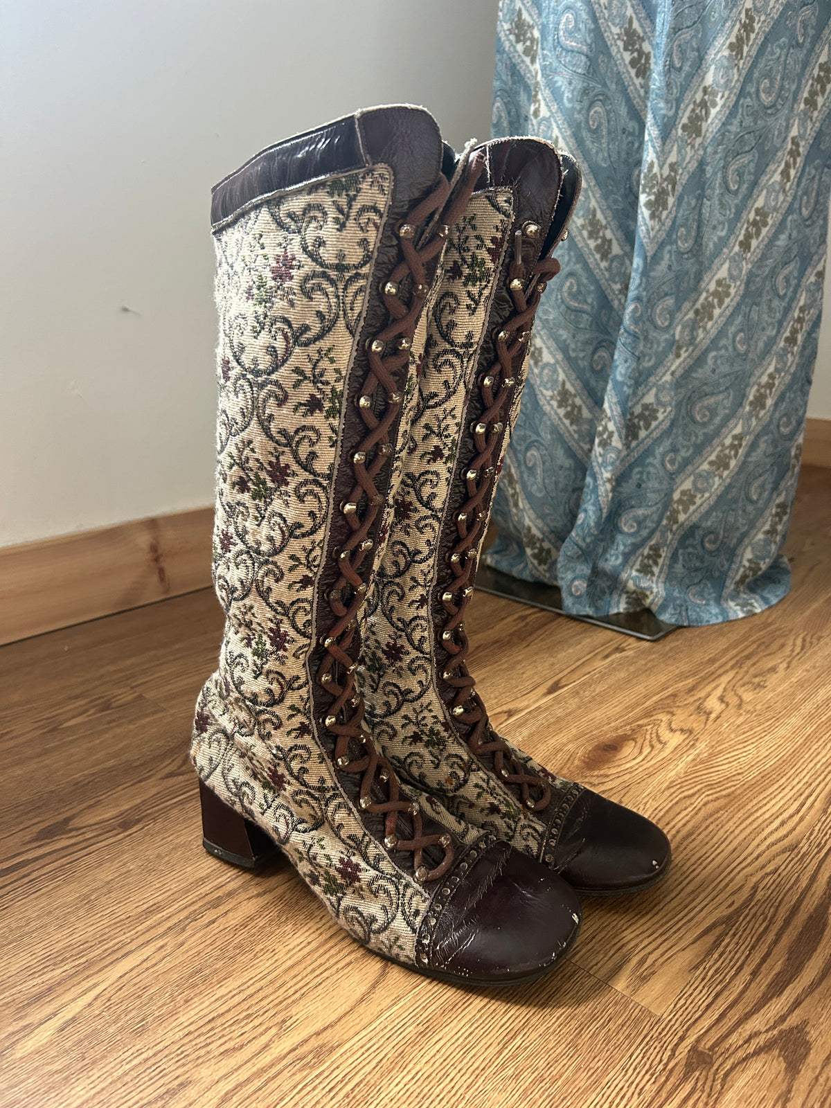 1960s Tapestry Lace-up Boots – Nymph & Fable display picture 1