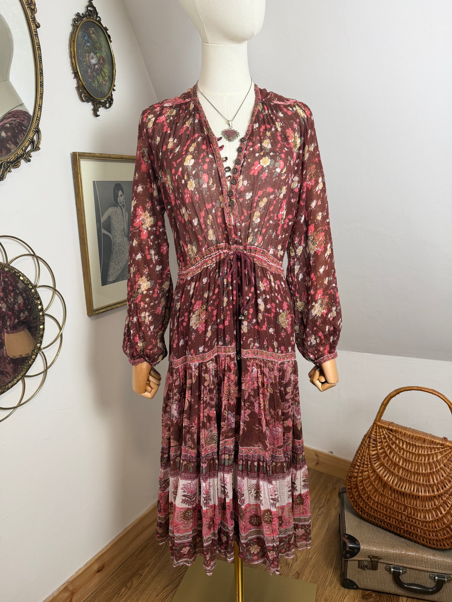 1970s ‘Peacock’ Indian Cotton Burgundy Dress