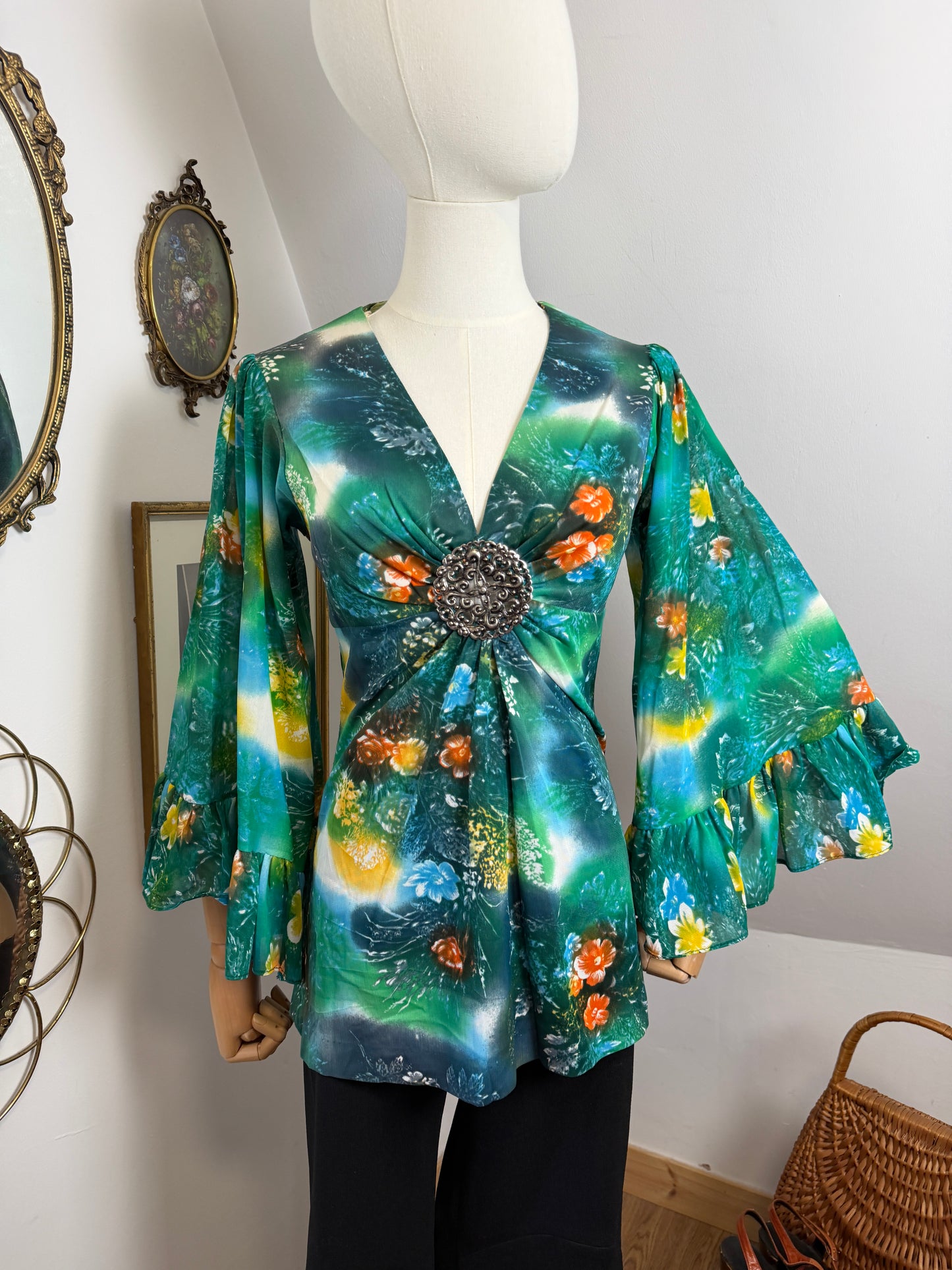 1960s / 70s Angel Sleeve Top