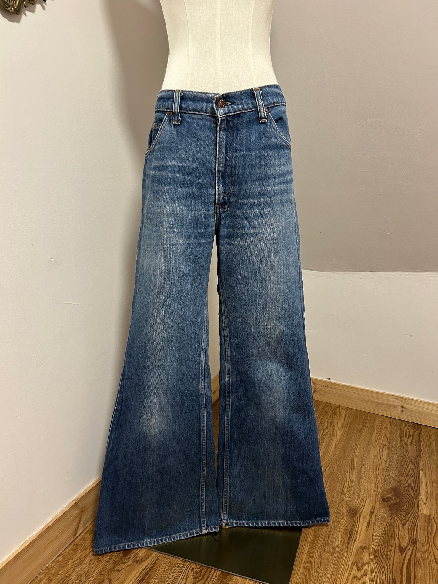 1970s Orange Tab Levi’s Jeans