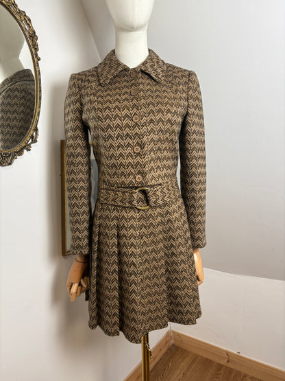 1960’s Skirt Suit By ‘Roger Nelson’