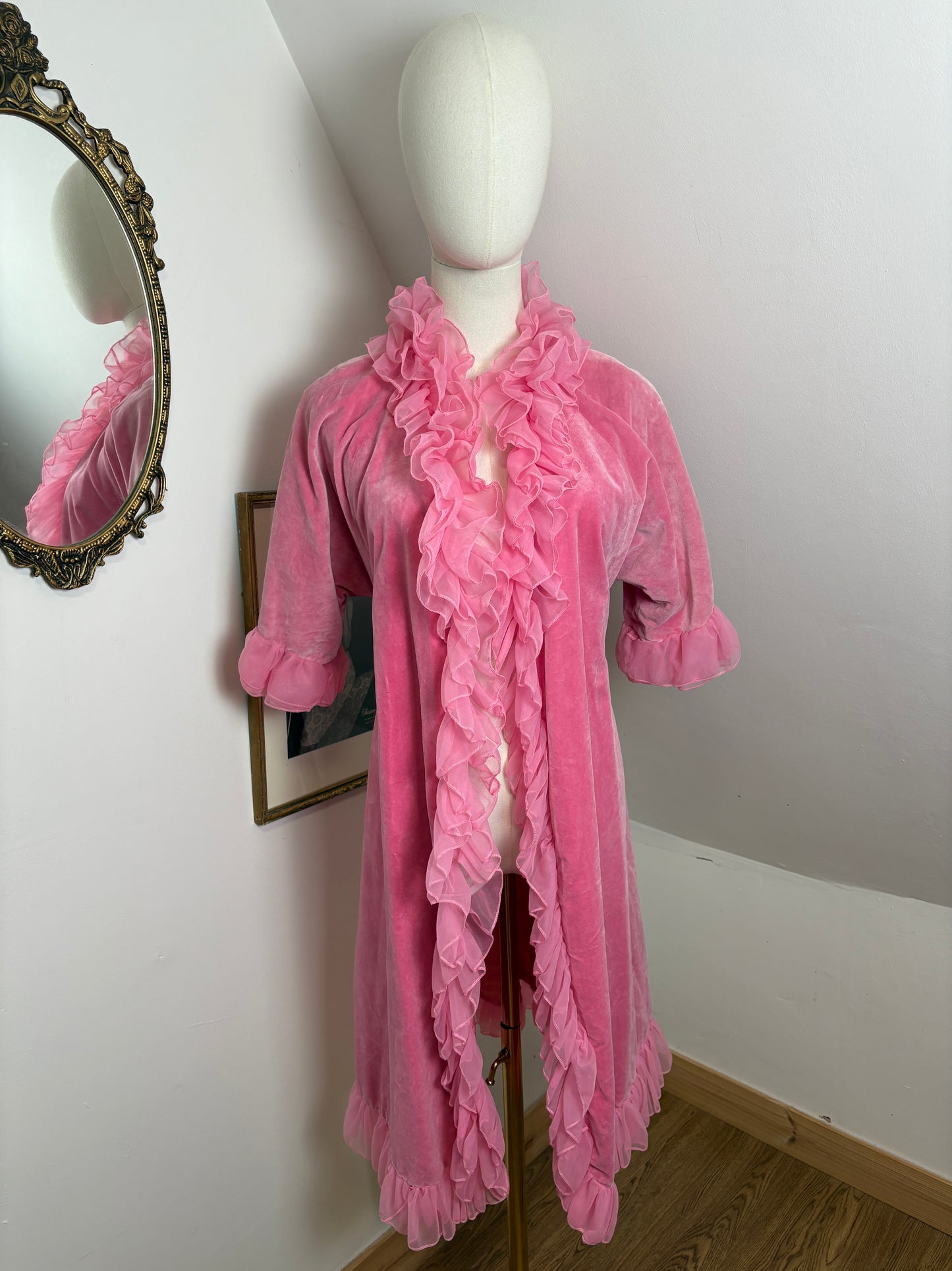 1950’s/60’s Velvet Robe