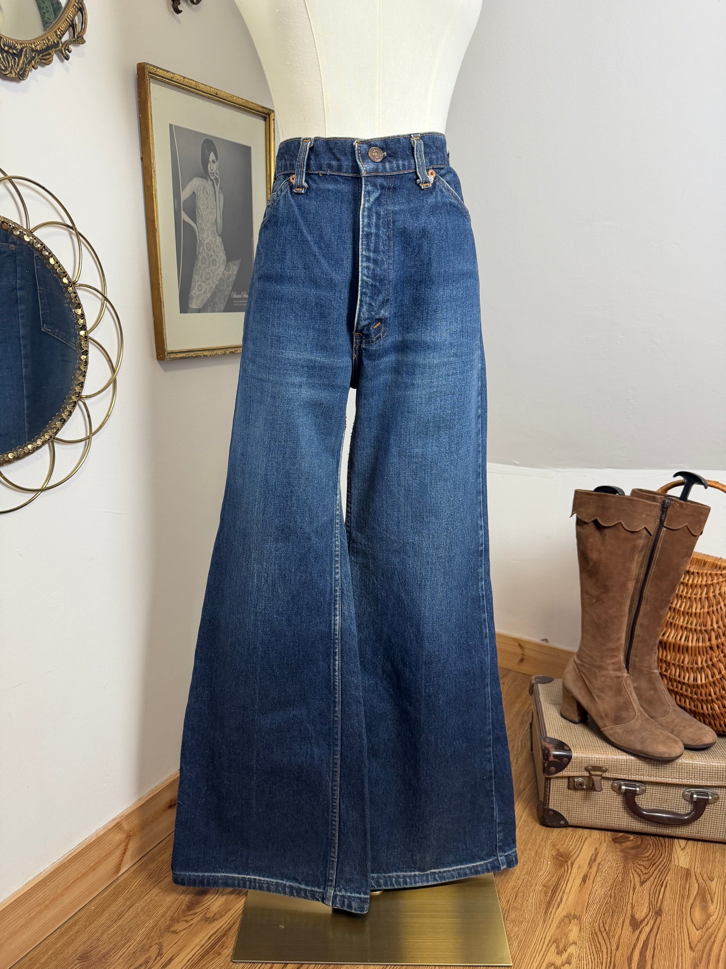 1970s Orange Tab Levi Bellbottoms