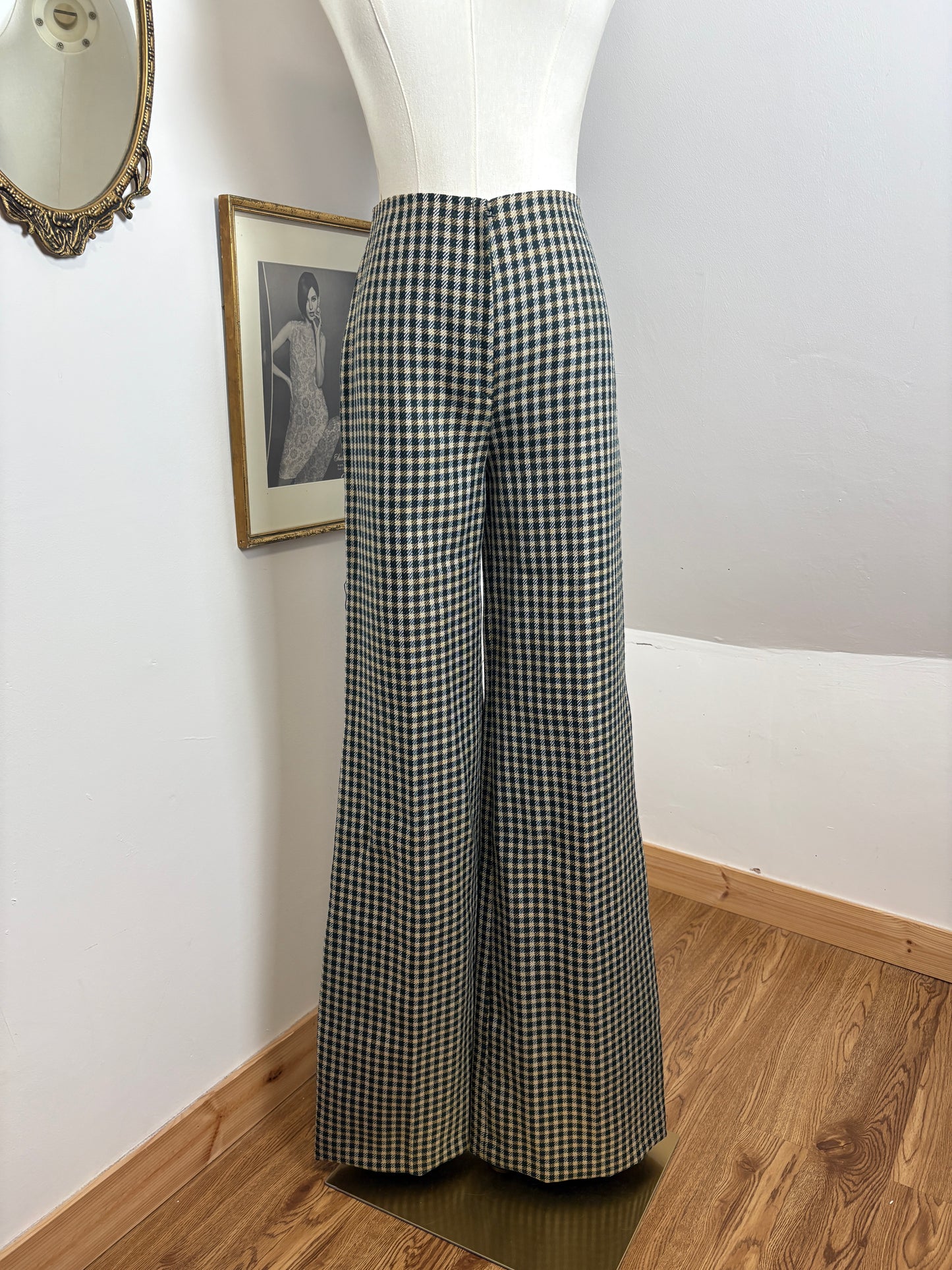 1970’s Gingham Flared Suit