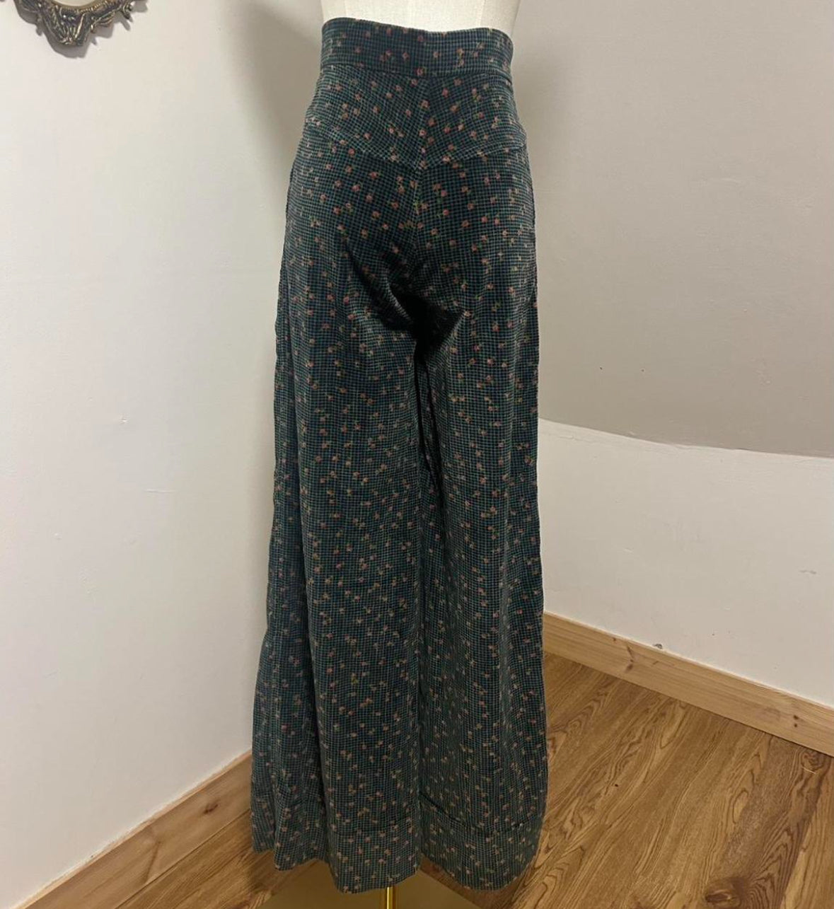 1970’s Floral Velvet Flares