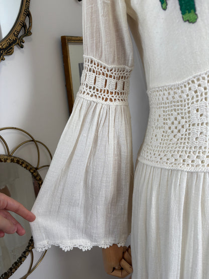 1970s Cheesecloth Maxi Dress