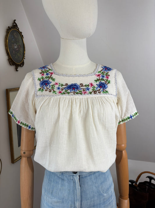 1970s Cheesecloth Embroidered Top