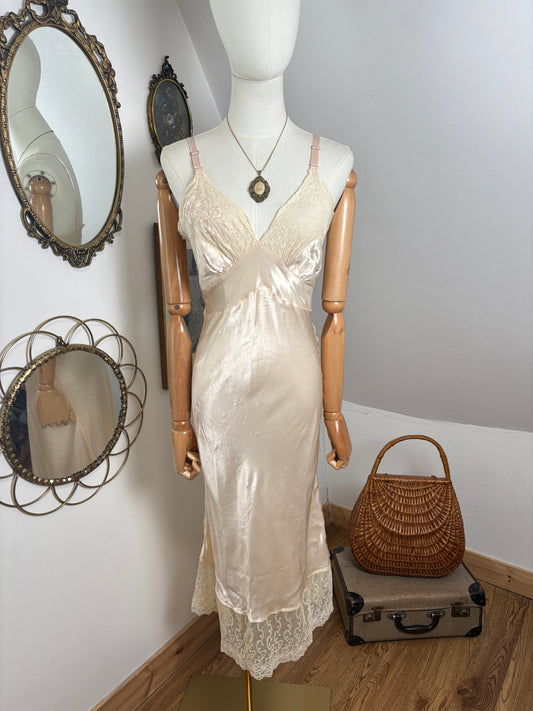 1930s Slip Dress With Embrodiery